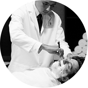 Chicago Master Barber Oscar Zamudio